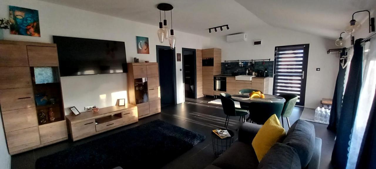 Apartamento Airportone Vecsés Exterior foto